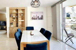Modern & Spacious 3BRD Apt - Perfect Location!